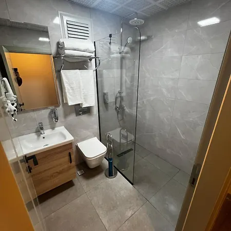 Hotel Konfor