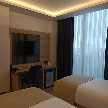 Konfor ホテル Dosemealti